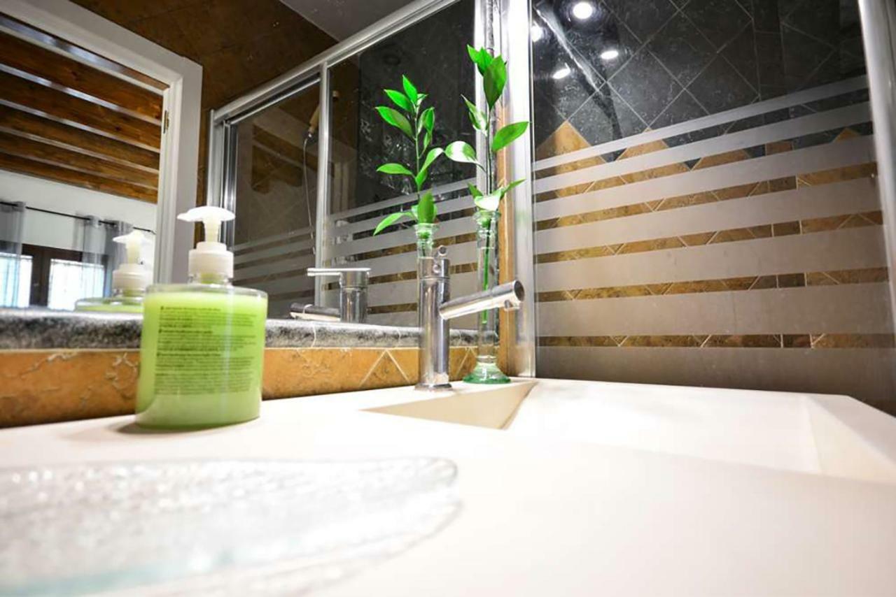 Casa Alfalfa 2 Dormitorios Terraza Y Solarium Privado Seville Ngoại thất bức ảnh